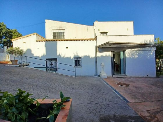 Foto 1 de Xalet en venda a Guillena de 4 habitacions amb terrassa i piscina