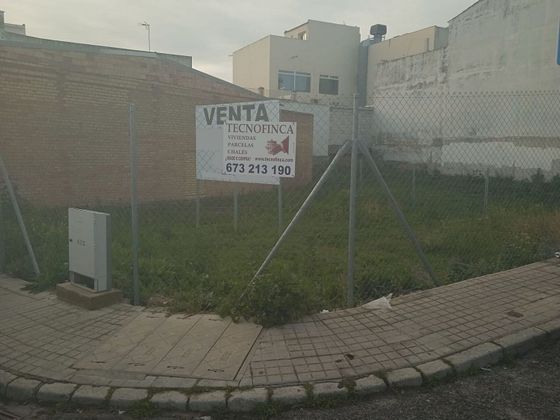 Foto 1 de Venta de terreno en Sanlúcar la Mayor de 450 m²