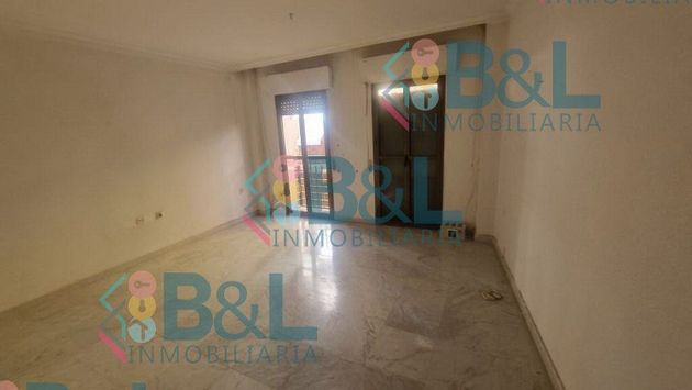 Foto 1 de Venta de piso en Centro - Huelva de 3 habitaciones y 107 m²