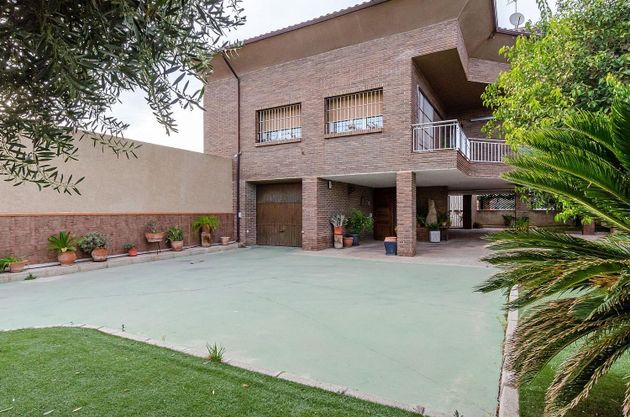Foto 1 de Xalet en venda a Barriomar de 3 habitacions amb terrassa i garatge