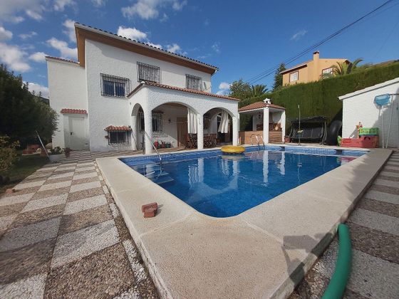 Foto 2 de Xalet en venda a Villares (Los) de 4 habitacions amb terrassa i piscina