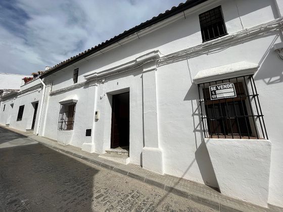Foto 1 de Casa en venda a calle Del Pozuelo de 4 habitacions amb jardí