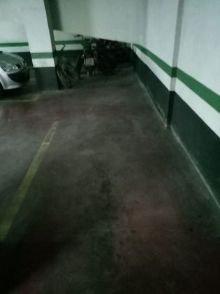 Foto 2 de Garatge en venda a La Petxina de 11 m²