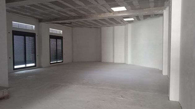 Foto 1 de Alquiler de local en Russafa de 239 m²