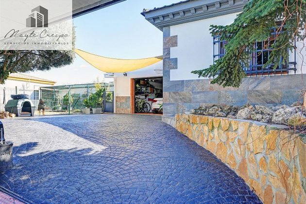 Foto 2 de Casa en venda a calle Magnolia de 3 habitacions amb terrassa i piscina