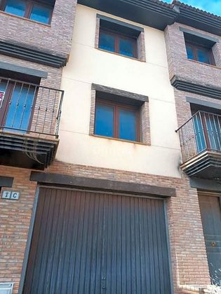 Foto 1 de Chalet en venta en Villastar de 4 habitaciones con terraza y garaje