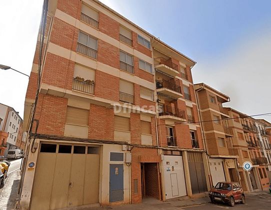 Foto 1 de Venta de piso en Arrabal - Carrel - San Julián de 4 habitaciones con garaje y ascensor