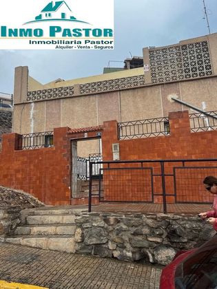 Foto 1 de Casa adosada en venta en Melilla de 3 habitaciones con terraza y aire acondicionado