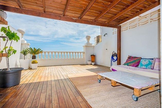 Foto 1 de Ático en venta en Port Saplaya de 3 habitaciones con terraza y piscina
