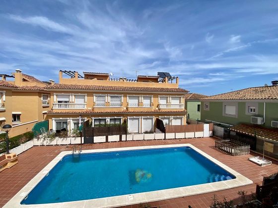 Foto 1 de Casa en venta en Moncófar pueblo de 3 habitaciones con terraza y piscina