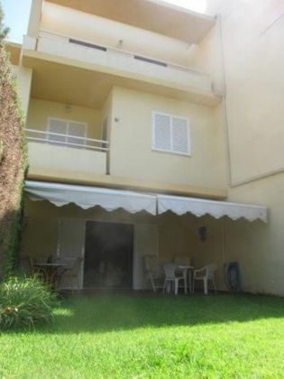 Foto 2 de Casa adossada en venda a paseo Flecha de Nueva Umbría de 5 habitacions amb terrassa i piscina