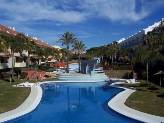 Foto 1 de Pis en venda a avenida De Islantilla de 2 habitacions amb terrassa i piscina