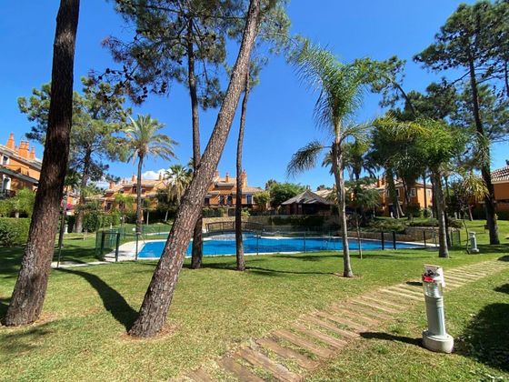 Foto 1 de Casa en venda a paseo Barranco del Moro de 3 habitacions amb terrassa i piscina