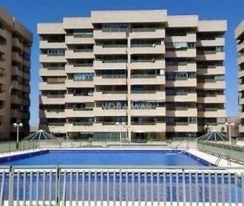 Foto 1 de Piso en alquiler en La Patacona de 2 habitaciones con terraza y piscina