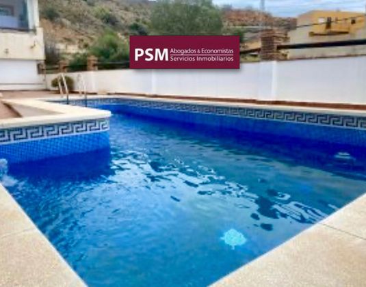 Foto 1 de Ático en venta en La Cala del Moral de 2 habitaciones con terraza y piscina