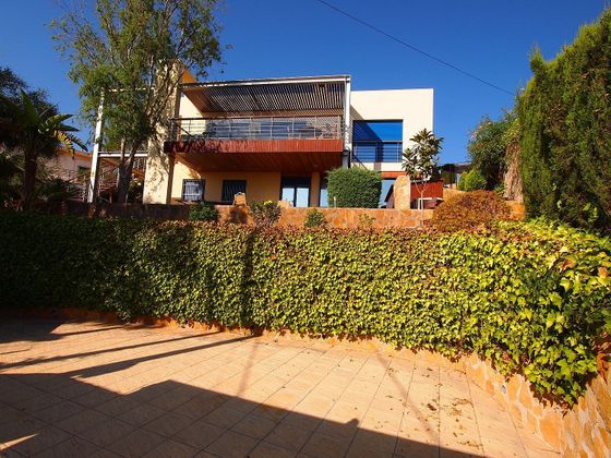 Foto 1 de Xalet en venda a Los Puertos de 5 habitacions amb terrassa i piscina