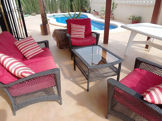 Foto 1 de Chalet en venta en Los Puertos de 3 habitaciones con terraza y piscina