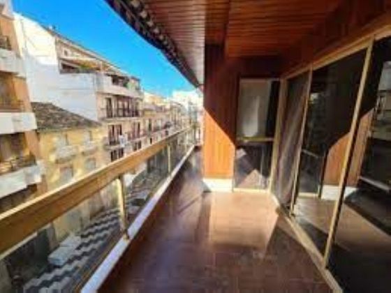 Foto 1 de Pis en venda a Algemesí de 5 habitacions amb terrassa i balcó