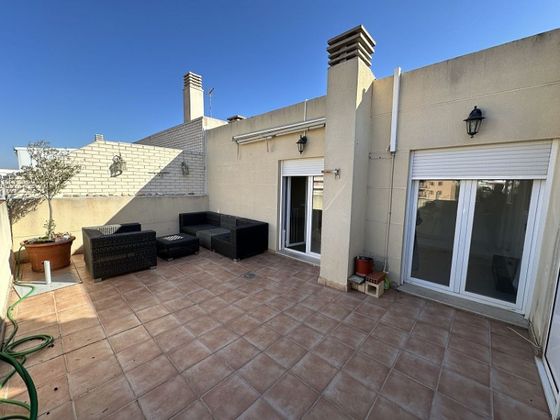 Foto 2 de Àtic en venda a Rafelbuñol/Rafelbunyol de 3 habitacions amb terrassa i aire acondicionat
