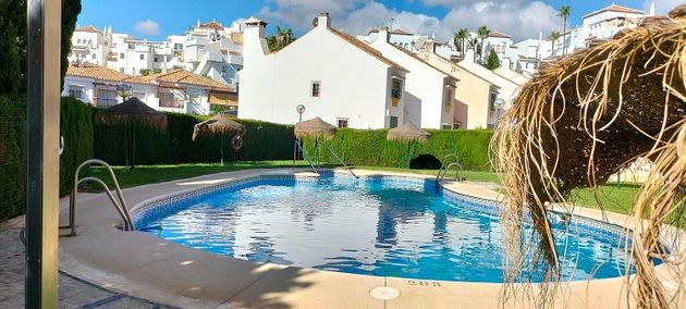 Foto 1 de Pis en venda a Parque de la Paloma de 3 habitacions amb terrassa i piscina