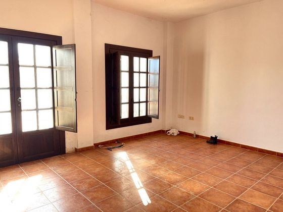 Foto 2 de Xalet en venda a Archidona de 4 habitacions amb terrassa i garatge