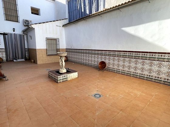 Foto 1 de Chalet en venta en Villanueva de Algaidas de 6 habitaciones con balcón y aire acondicionado