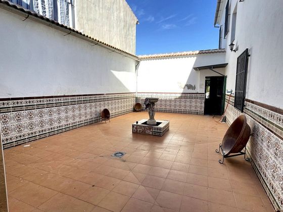 Foto 2 de Xalet en venda a Villanueva de Algaidas de 6 habitacions amb balcó i aire acondicionat