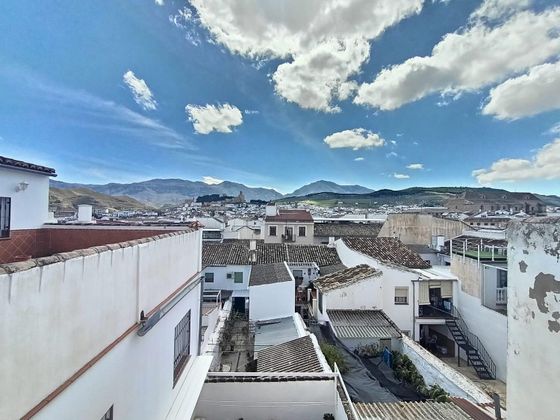 Foto 1 de Xalet en venda a Zona de la Vega de 4 habitacions amb terrassa i garatge