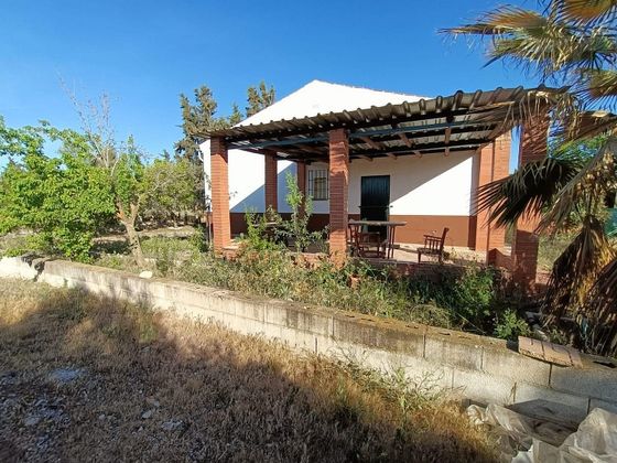 Foto 2 de Casa rural en venta en Mollina de 2 habitaciones con jardín