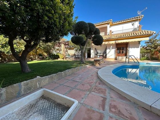 Foto 2 de Xalet en venda a Zona Fuentemora de 7 habitacions amb terrassa i piscina