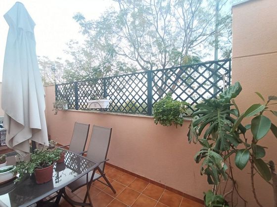 Foto 1 de Venta de casa en Zona de la Vega de 4 habitaciones con terraza y balcón
