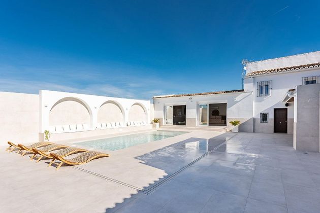 Foto 1 de Casa rural en venda a Zona de la Vega de 7 habitacions amb piscina i aire acondicionat