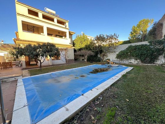 Foto 1 de Xalet en venda a Zona Fuentemora de 4 habitacions amb terrassa i piscina
