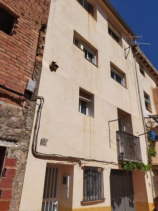 Foto 1 de Casa en venda a calle Boticario de 4 habitacions amb garatge i balcó