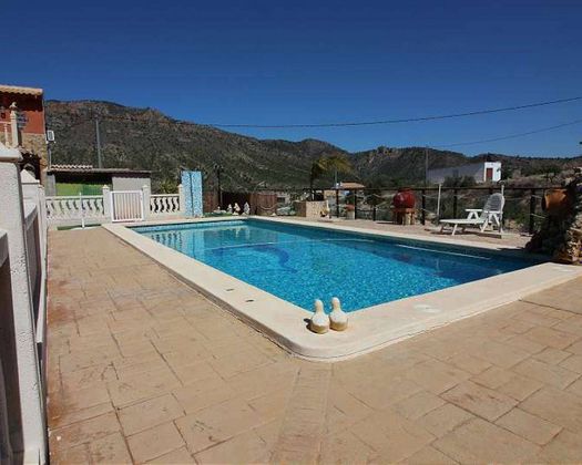 Foto 2 de Chalet en venta en Ricote de 5 habitaciones con terraza y piscina