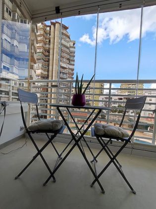 Foto 2 de Venta de piso en Centro - Torremolinos de 2 habitaciones con terraza y piscina