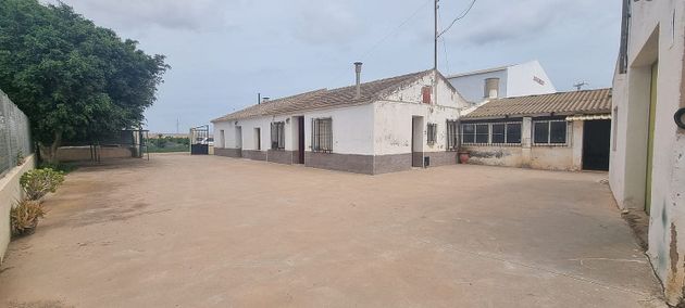 Foto 1 de Casa rural en venta en pasaje Tacon Lo de 4 habitaciones con terraza y piscina