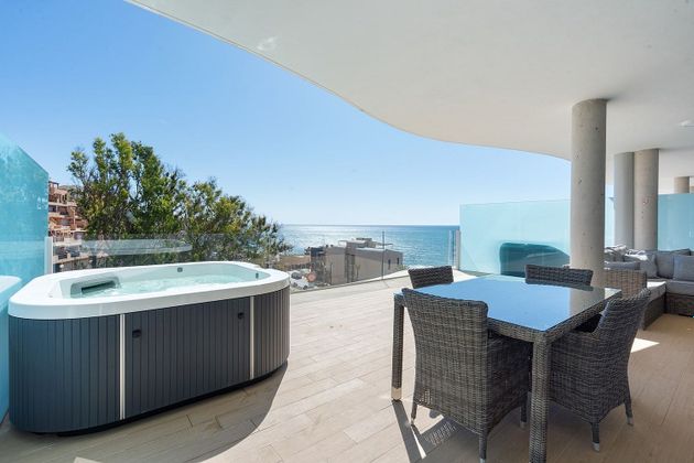Foto 2 de Piso en venta en Las Gaviotas de 2 habitaciones con terraza y piscina