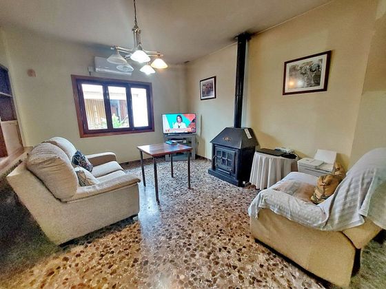Foto 1 de Venta de casa en Olocau de 6 habitaciones con terraza y garaje