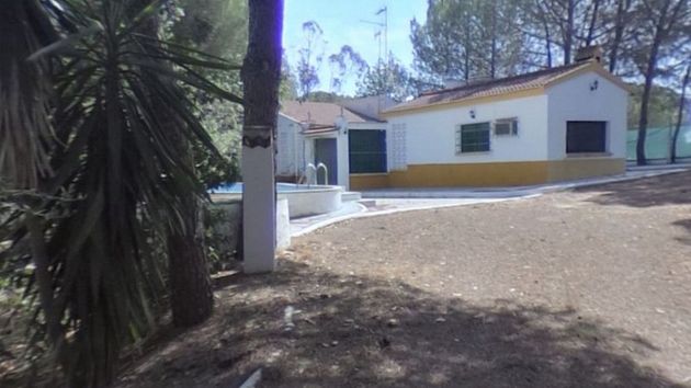 Foto 1 de Xalet en venda a calle Diseminado Diseminados de 4 habitacions amb piscina i jardí