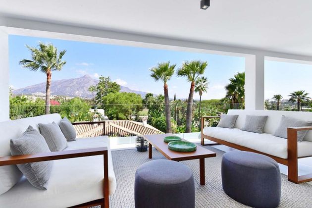 Foto 2 de Alquiler de chalet en calle Generalife de 4 habitaciones con terraza y piscina