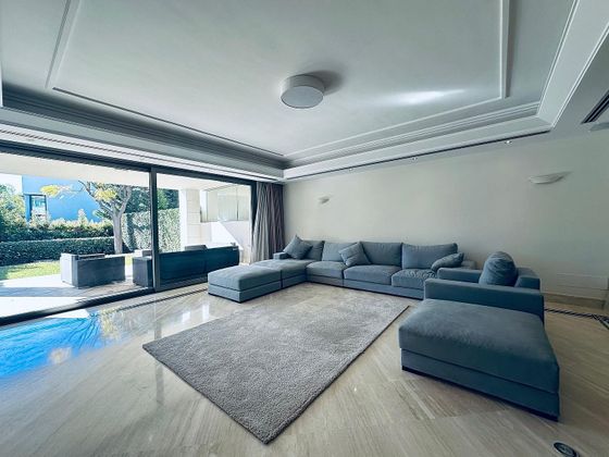 Foto 1 de Casa en lloguer a urbanización Sierra Blanca del Mar de 4 habitacions amb terrassa i piscina