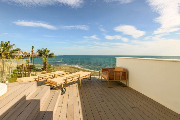 Foto 1 de Casa en lloguer a urbanización Playa de Guadalobon de 3 habitacions amb terrassa i piscina