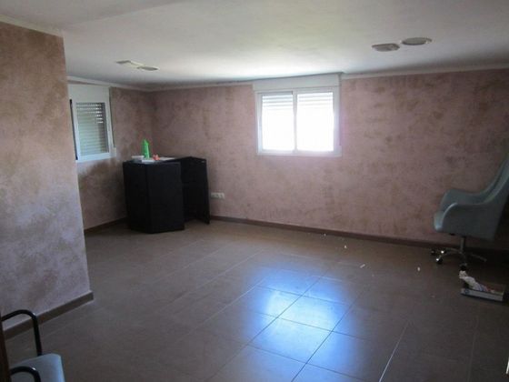 Foto 2 de Oficina en alquiler en Riba-roja de Túria con aire acondicionado