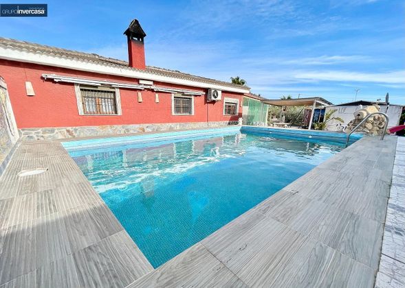 Foto 1 de Xalet en venda a Las Pedrizas de 4 habitacions amb terrassa i piscina