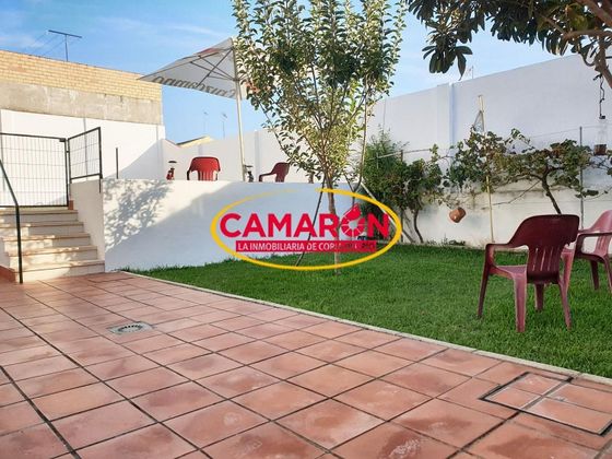 Foto 1 de Xalet en venda a Almensilla de 5 habitacions amb terrassa i piscina