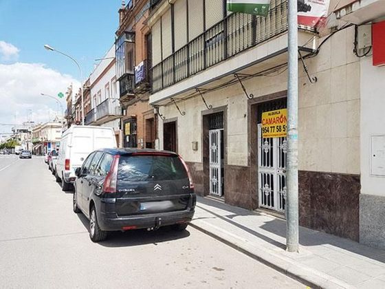 Foto 2 de Alquiler de local en avenida De Andalucia de 92 m²