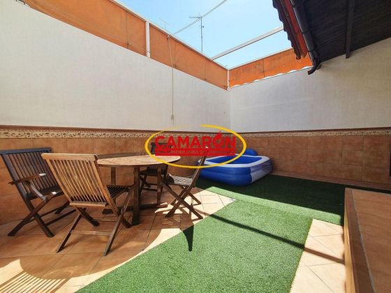 Foto 1 de Casa en venda a Coria del Río de 4 habitacions amb aire acondicionat