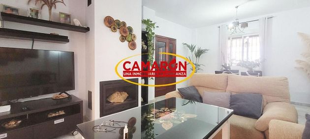Foto 1 de Casa en venda a Coria del Río de 4 habitacions amb terrassa i aire acondicionat