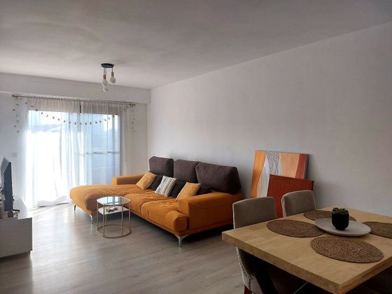 Foto 2 de Piso en venta en Beniferri de 3 habitaciones con terraza y balcón
